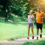 Біг вранці чи ввечері — коли корисніше для здоров’я?
