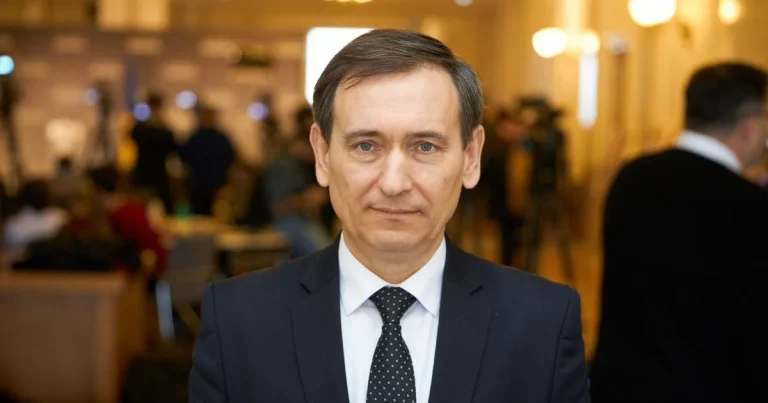 Федір Веніславський заявив, що війна Росії проти України наближається до фіналу й може завершитися на початку 2026 року. У статті — деталі, контекст та пояснення.