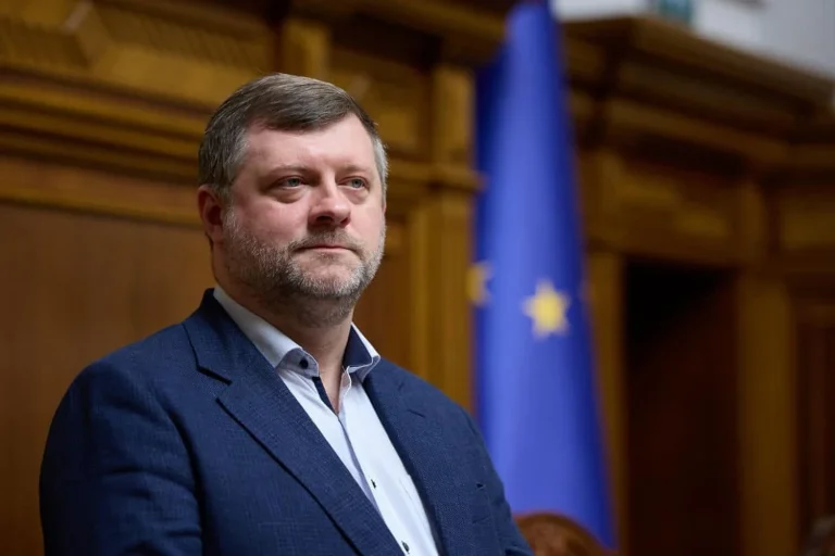 «Слуга народу» обрала нового голову партії — ним став Олександр Корнієнко