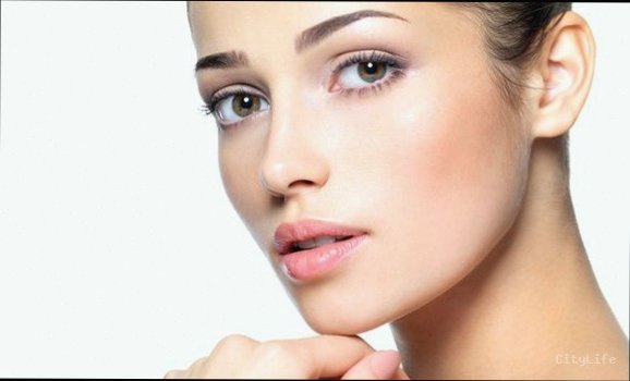 Як виглядати молодше: головні beauty-трюки