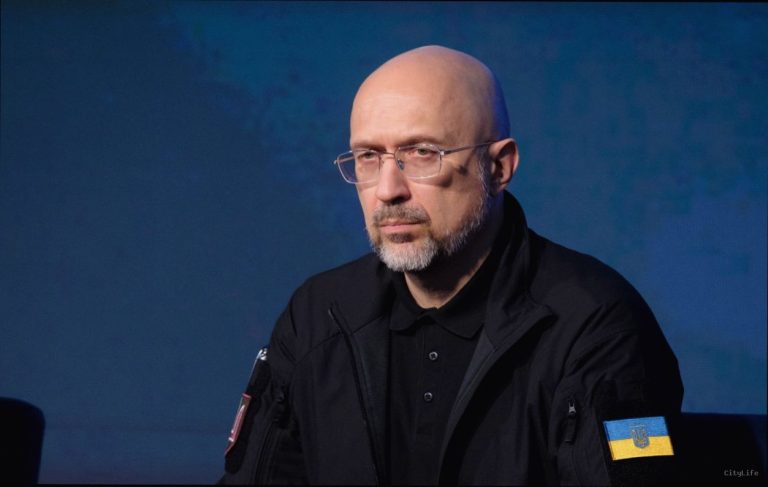 Рада звільнила Дениса Шмигаля з посади міністра оборони