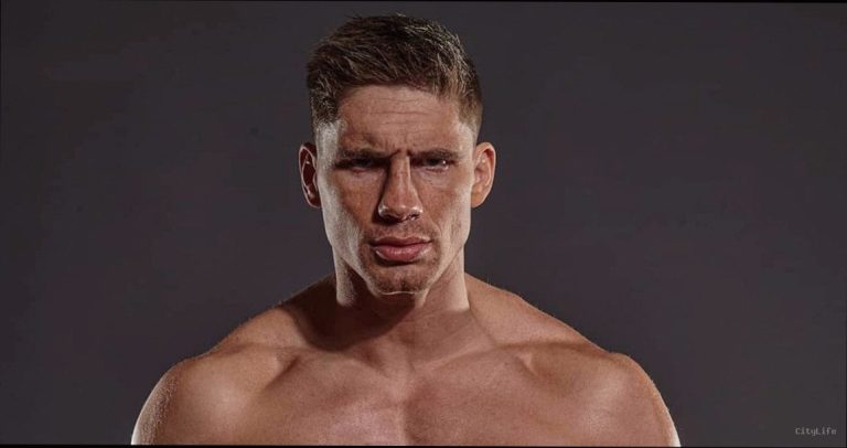 Ріко Верховен битиметься з Усиком за титул WBC