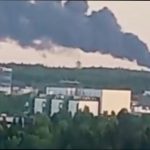 Атака дронів на Москву: пожежі та хаос в аеропортах