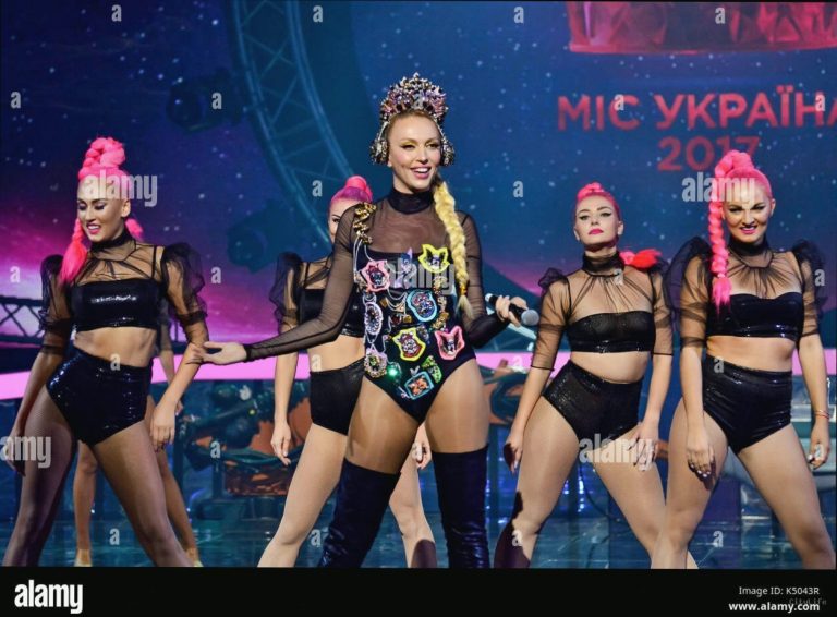 Оля Полякова стала The Нogi: новий образ співачки