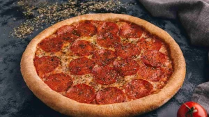 Які інгредієнти впливають на корисність піци