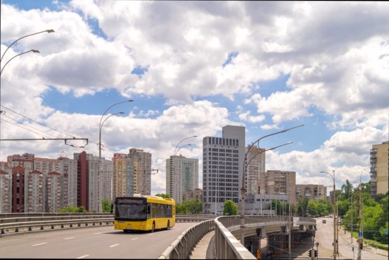 Автобус №32 Київ 2026: маршрут, зупинки, розклад