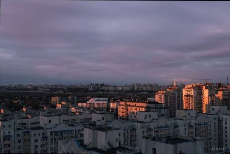 Схід і захід сонця 11 серпня 2026 в Україні: тривалість дня
